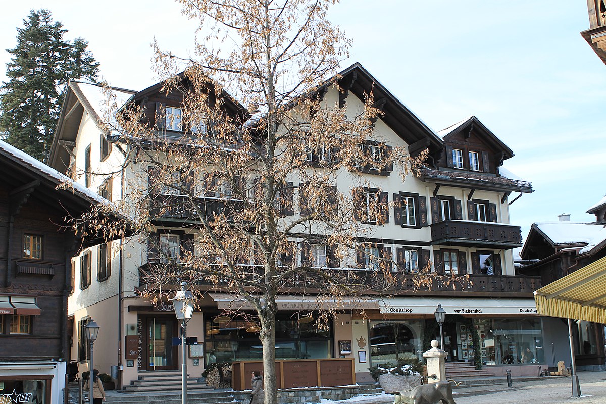 File:Gstaad - panoramio (13).jpg - Wikimedia Commons