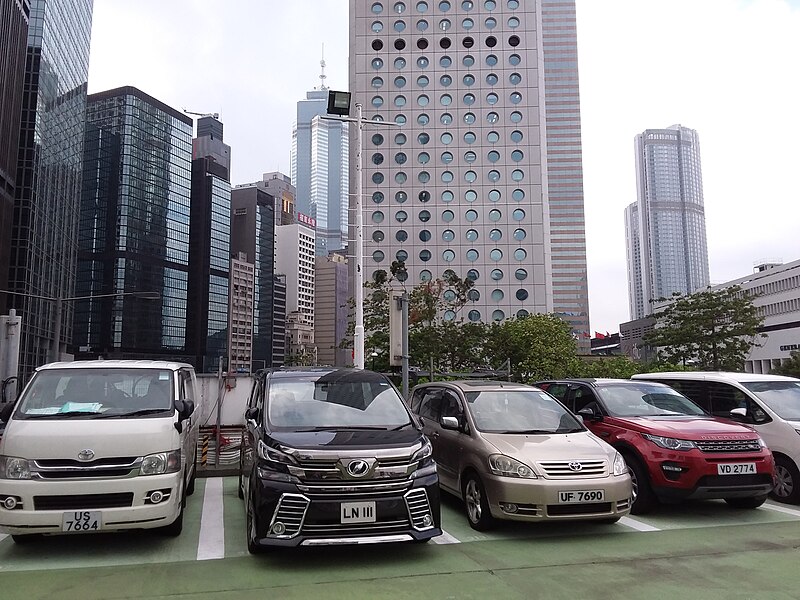 File:HK 中環 Central 天星碼頭多層停車場 Star Ferry Piers Carpark building roof view October 2018 SSG 06.jpg