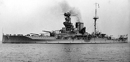 HMS_Valiant_(1914)