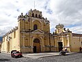 Hospital (dcha.) e iglesia del hospital (izq.) de San Pedro (1662-1669)