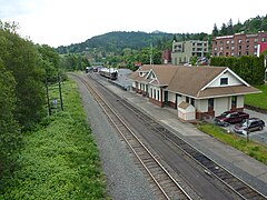 Hood River railway station, Oregon, 2011