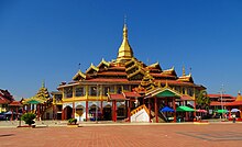 Hpaung-Daw-U-Pagoda-2017.jpg