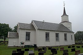 Hustad Kirke 2012.jpg