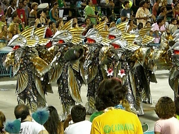 Front commission dressed as codfish in the parade of Imperatriz Leopoldinense (2007)