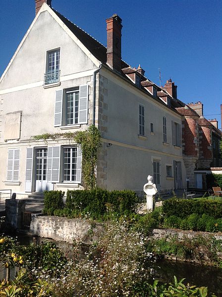 File:Jean Cocteau House Exterior Milly-la-Foret.jpg