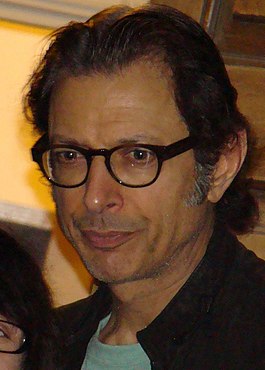 Jeff Goldblum 2010 (Straighten Crop).jpg