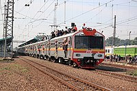 KRL train surfing 2.jpg