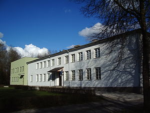 Школа в деревне Каллемяэ
