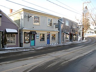 <span class="mw-page-title-main">Kennebunkport Historic District</span> Historic district in Maine, United States