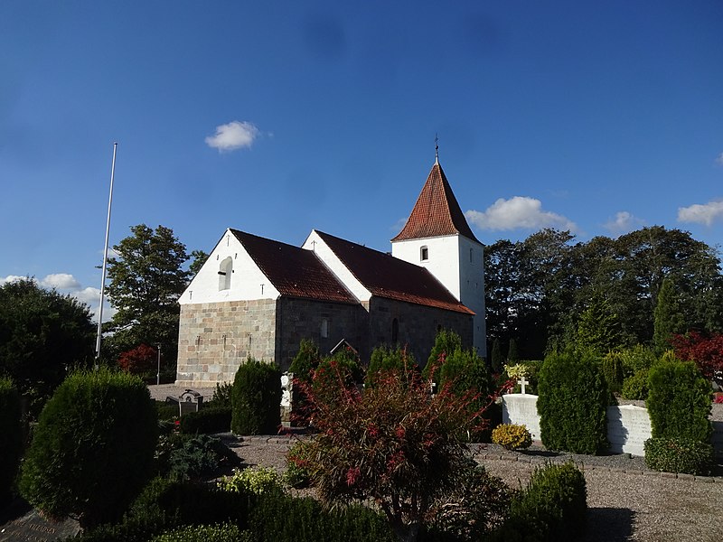 File:Kirche Skibsted.jpg