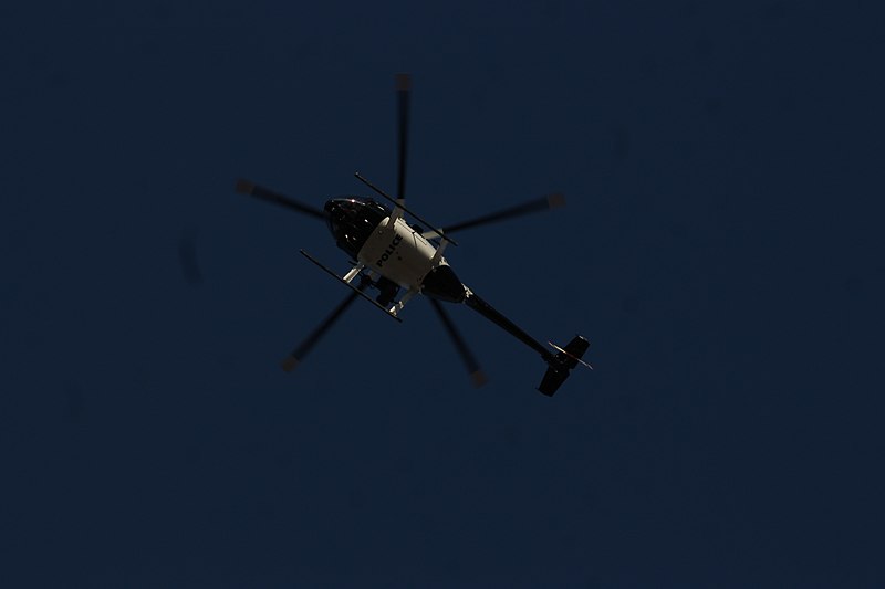 File:LVMPD MD 530F Over Las vegas Neighborhood.jpg