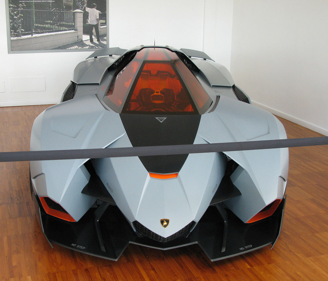 Image of Lamborghini Egoista front