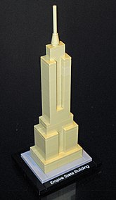 Lego Architecture 21002 - Empire State Building (6981132780).jpg