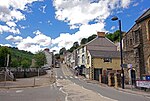 Bawdlun am Llanhiledd