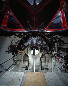 Lockheed Vega Cockpit Lockheed Vega 5B, Amelia Earhart - Blick ins Cockpit.jpg