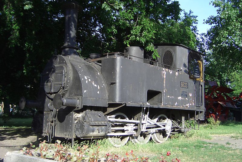 File:Locomotive (1882) next to Transport Museum Budapest 02.JPG
