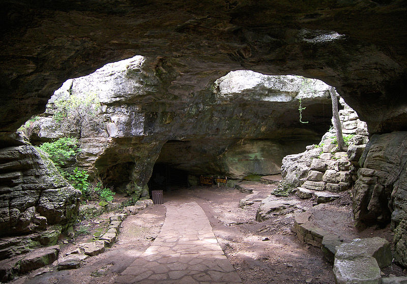 Longhorn Cavern State Park