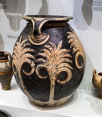 Kamares ware pithos with date palm tree