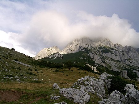 Núi Maglić