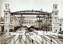 Bauarbeiten am neuen Bahnhof im Jahr 1870