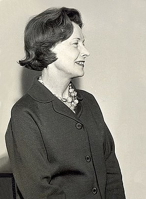 Mme Barbara Castle, Ministre britannique du développement outre-mer.jpg