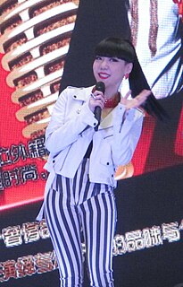 Wu Mochou Chinese singer