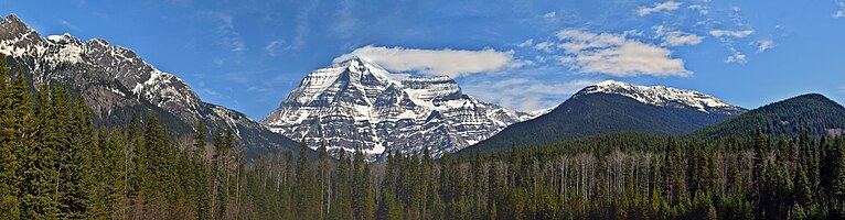 Mount Robson panorama