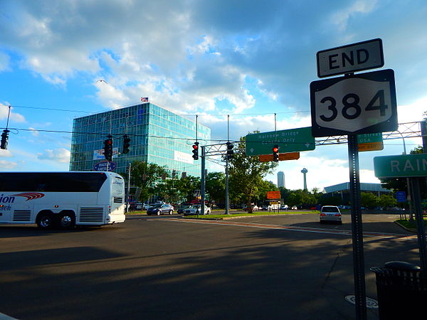 The end of NY 384 at Rainbow Street and the Rainbow Bridge approach