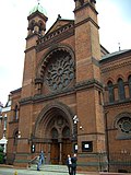 Nuevo exterior de la sinagoga del West End.JPG