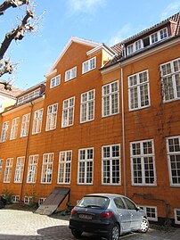 Niels Brocks Gard - sidehus 01.jpg