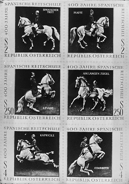 File:Oostenrijkse postzegels van Spanische Reitschule, Bestanddeelnr 925-2332.jpg