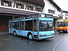 ein Ortsbus (im Schülerverkehr eingesetzt) in Lech am Arlberg