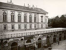 Palais Modena in 1916 Palais-modena-terrasse-gegen-die-salesianergasse.jpg