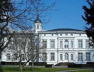 <span class="mw-page-title-main">Palais Schaumburg</span> Government office in Bonn