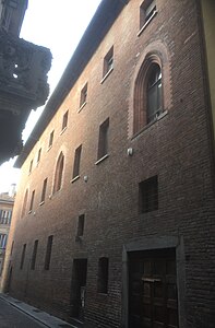 Palazzo beccaria2 Pavia.jpg