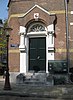 School, gymzaal, onderwijzerswoning in Eclecticisme stijl