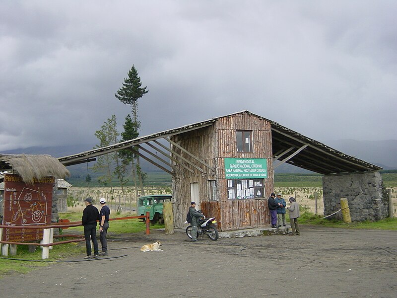 File:ParkNationalCotopaxi2006.jpg