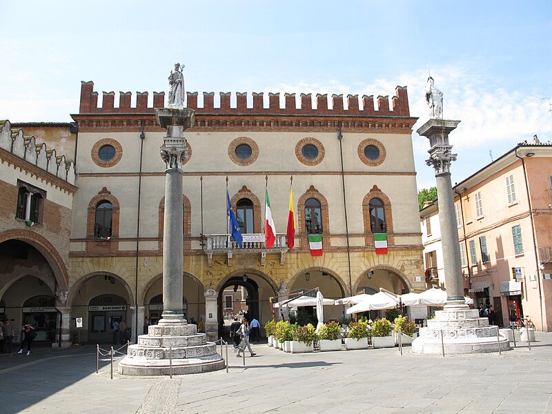 File:Piazza del popolo 1.jpg