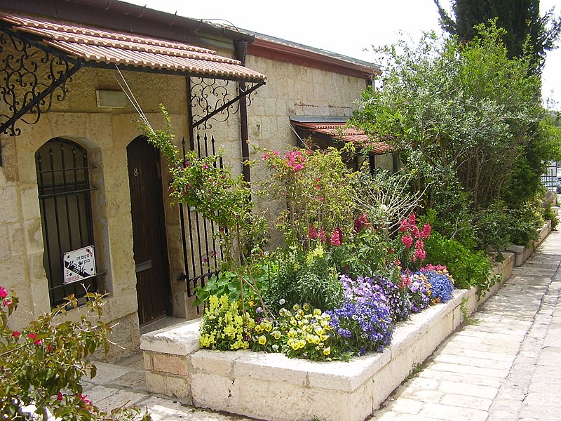 File:PikiWiki Israel 12678 Yemin Moshe neighborhood in jerusalem.jpg