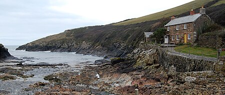 Port Quin from the shore Port quin.jpg