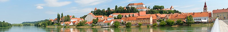 File:Ptuj banner.jpg