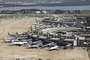 アントニオ・カルロス・ジョビン国際空港