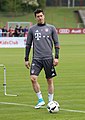 Robert Lewandowski Training 2017-05 FC Bayern Muenchen-1.jpg