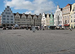 Plaza del mercado nuevo (Neuer Markt) en Rostock