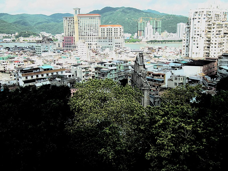 File:Ruins of St Paul`s 大三巴 - panoramio.jpg