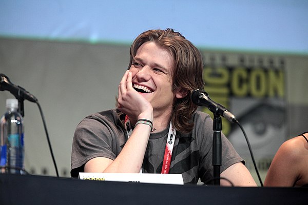 Till promoting MacGyver at the 2015 San Diego Comic-Con