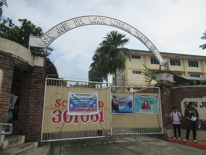 File:San Jose del Monte National Trade School (Fatima Barangay) 12.jpg