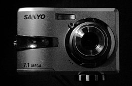 Sanyo VPC-S760 digatal camera.jpg