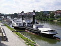 Der 1923 gebaute Raddampfer Ruthof des Bayerischen Lloyd fuhr ab 1958 unter dem Namen Érsekcsanád für die MAHART und gehört heute dem Donau-Schiffahrts-Museum Regensburg