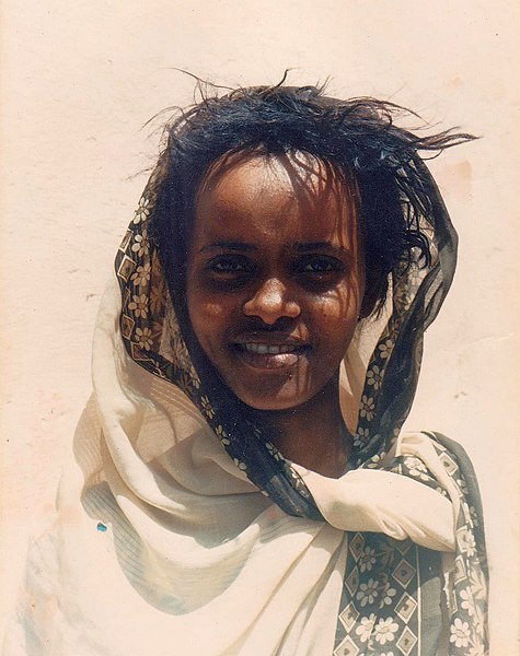 File:Somali girl 01.jpg